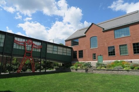 The Fitchburg Art Museum is accessible to FSU students and offers access to a virtual exhibit. Photo courtesy of John Phelan.
